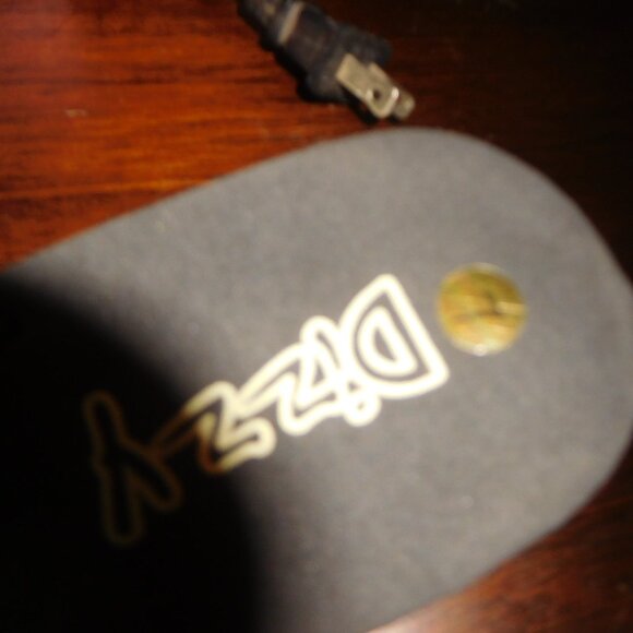 Flip Flops - Picture 2 of 4